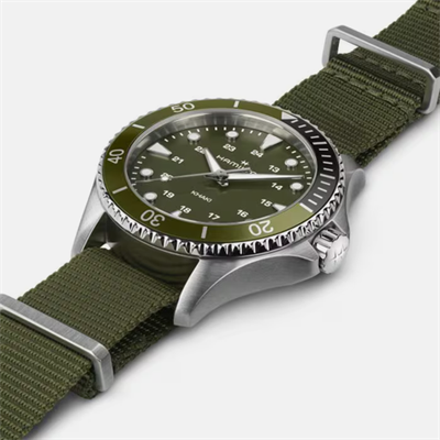 HAMILTON Khaki Navy Scuba Quartz