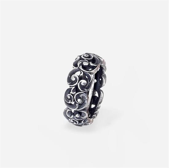 ANELLO A FASCIA MEDIA